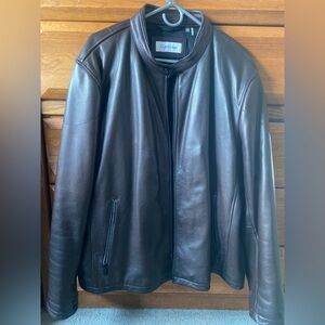 Moto leather jacket. Used once! Brand new conditions! Will send leather for free